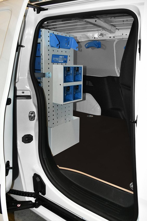 Utrustad skåpbil Toyota Proace City 2018 Syncro System